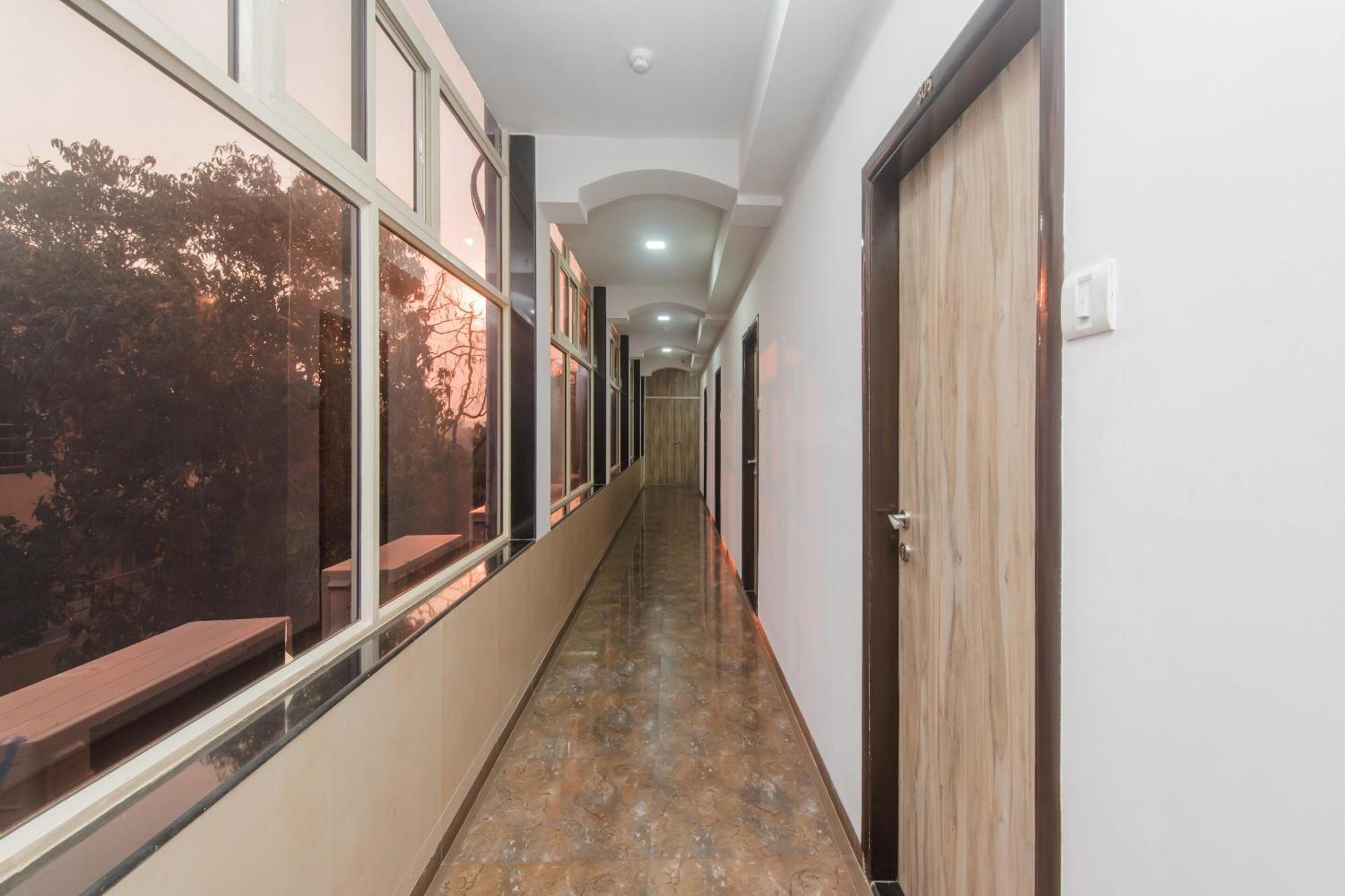 Super Hotel O Divine Residency Near Phoenix Marketcity Mumbai Exterior foto